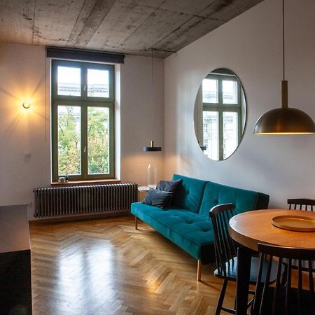 Charming Loft In The Old Town Leilighet Krasków Eksteriør bilde